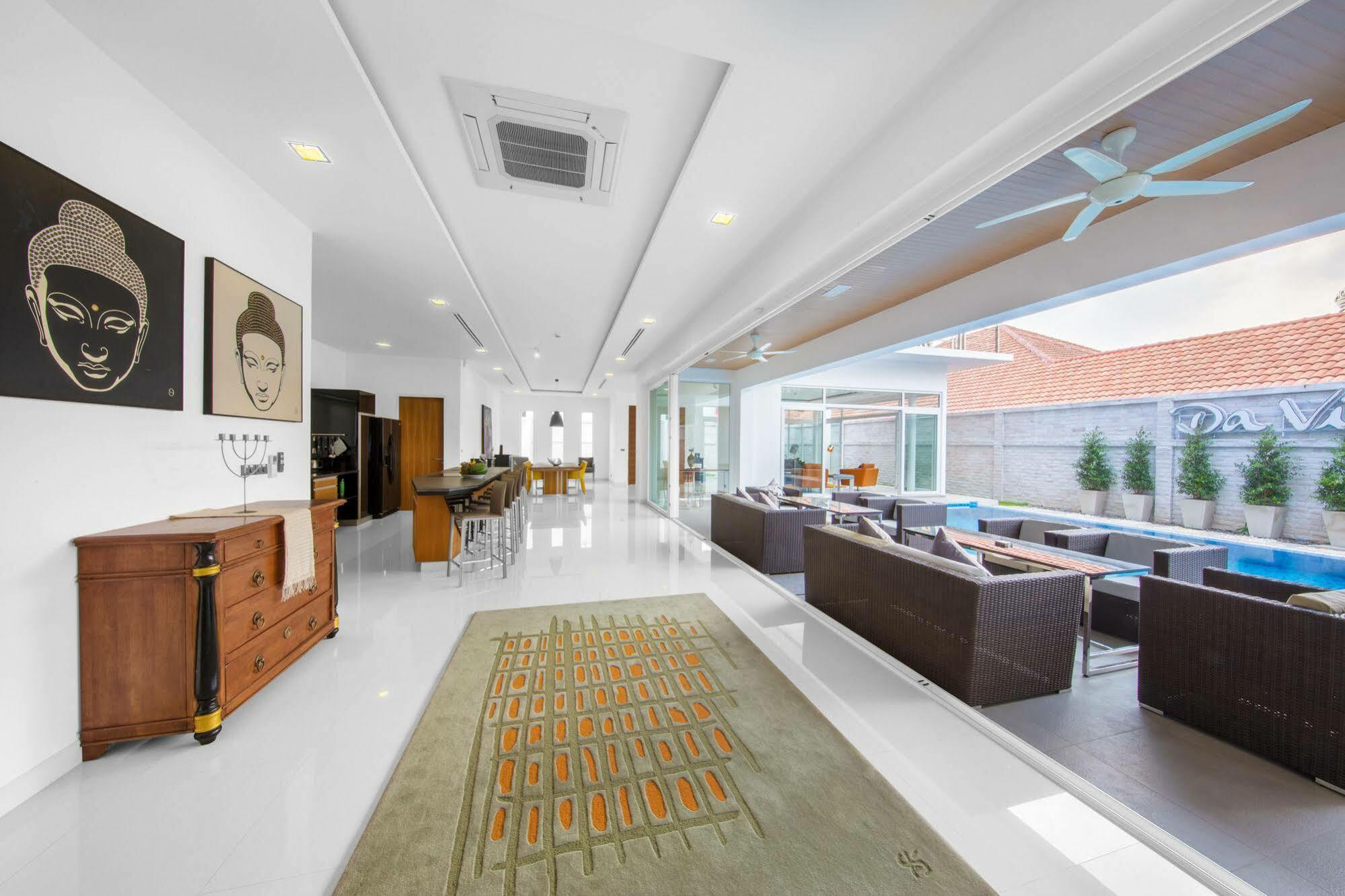 Davinci Pool Villa Pattaya Exterior photo
