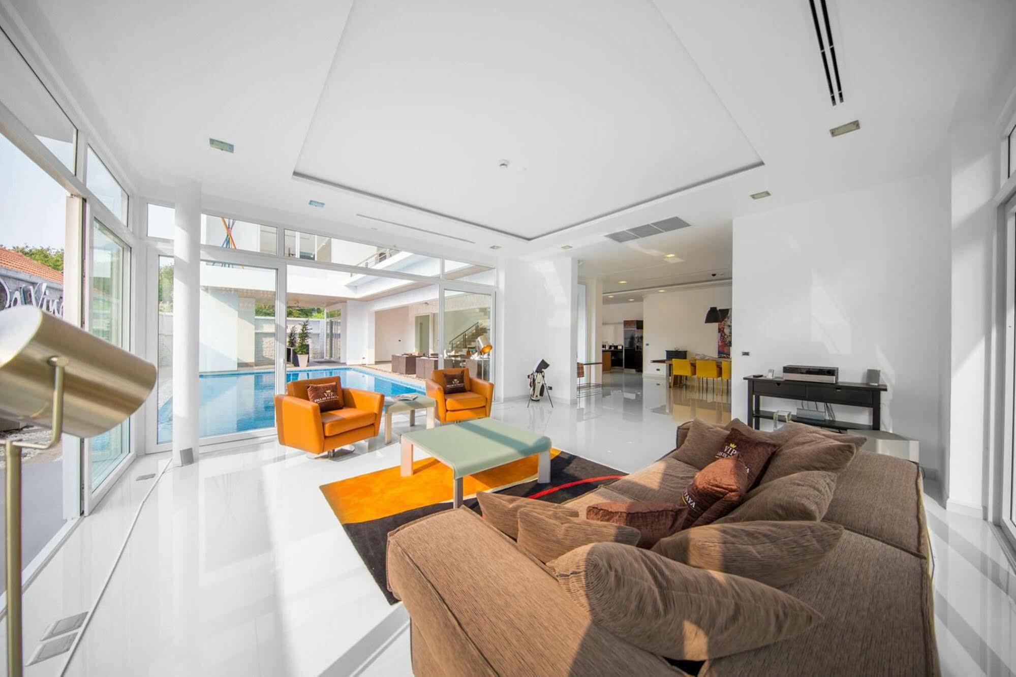 Davinci Pool Villa Pattaya Exterior photo