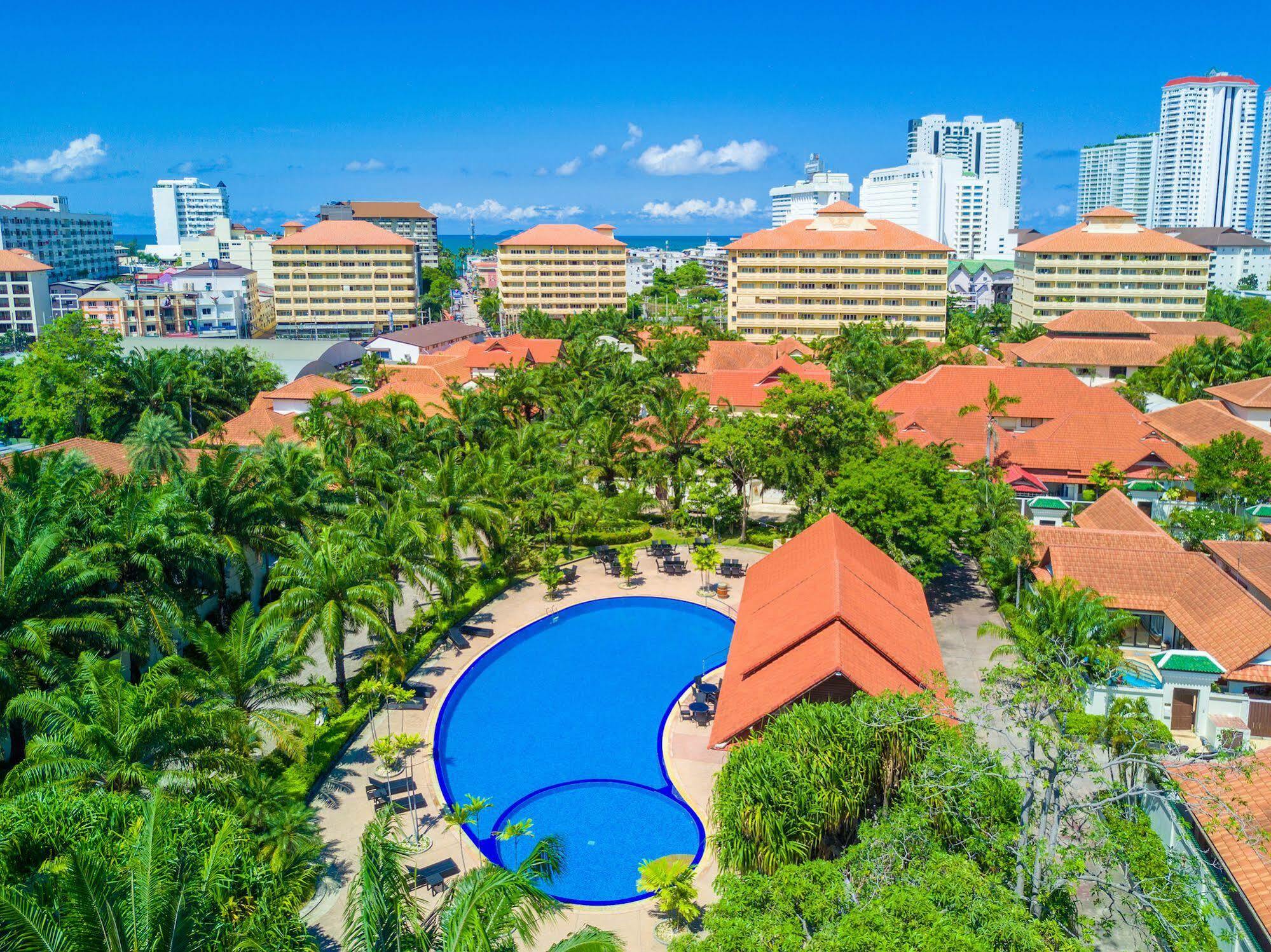 Davinci Pool Villa Pattaya Exterior photo